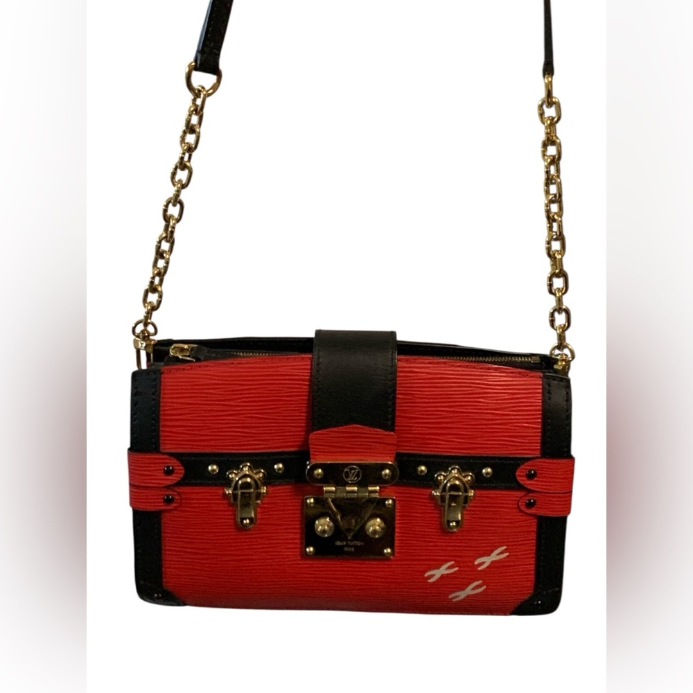 Louis Vuitton Epi Leather Trunk Clutch Shoulder Bag.  EUC